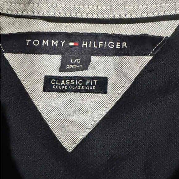 Tommy Hilfiger Navy Polo Shirt small hole by tag not noticeable shown pics LARGE - Picture 3 of 4